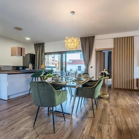 Skyfall Casa de Férias