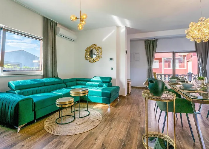 Skyfall Semesterbostad