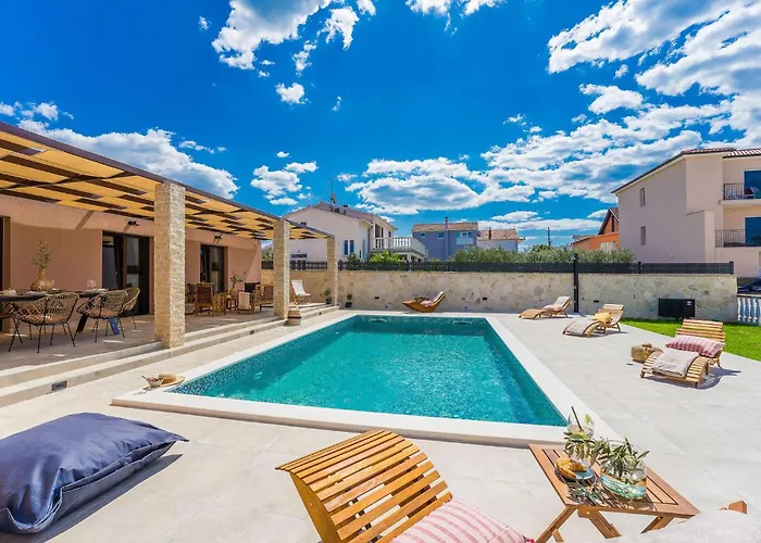 Semesterbostad Skyfall