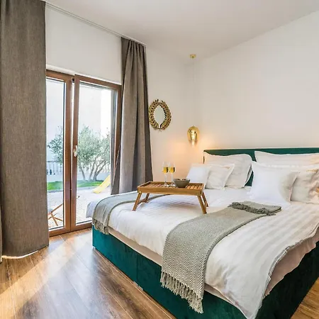 Holiday home Skyfall