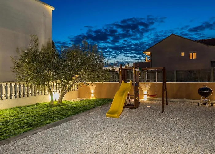 Сasa de vacaciones Skyfall Bibinje